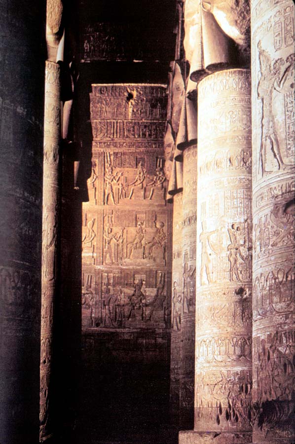 Hypostyle_hall.jpg