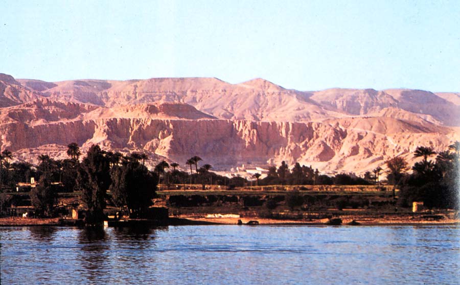 temple_at_Thebes.jpg
