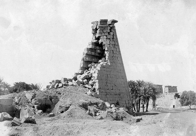 karnak32.jpg